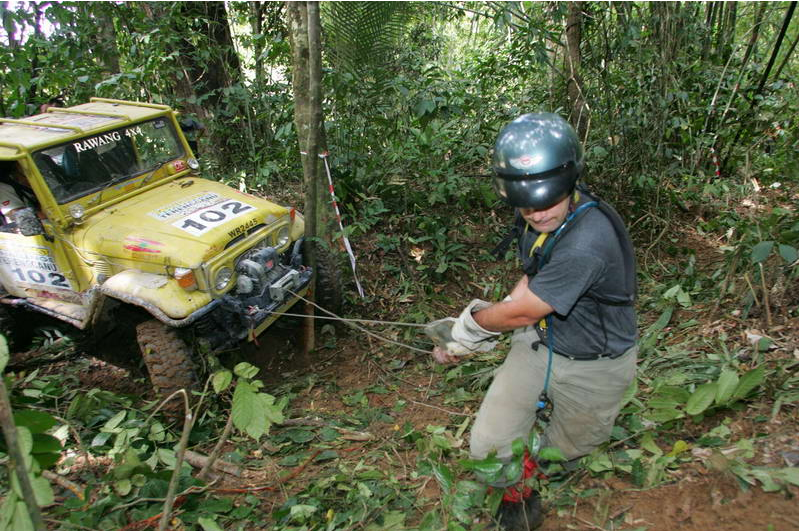 馬來(lái)西亞國(guó)際雨林挑戰(zhàn)賽，最嚴(yán)酷的4×4賽事，沒(méi)有之一
